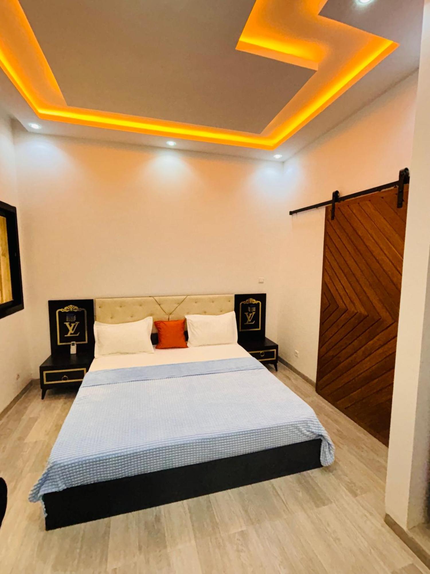 Appartement Grand Almadies 2 *